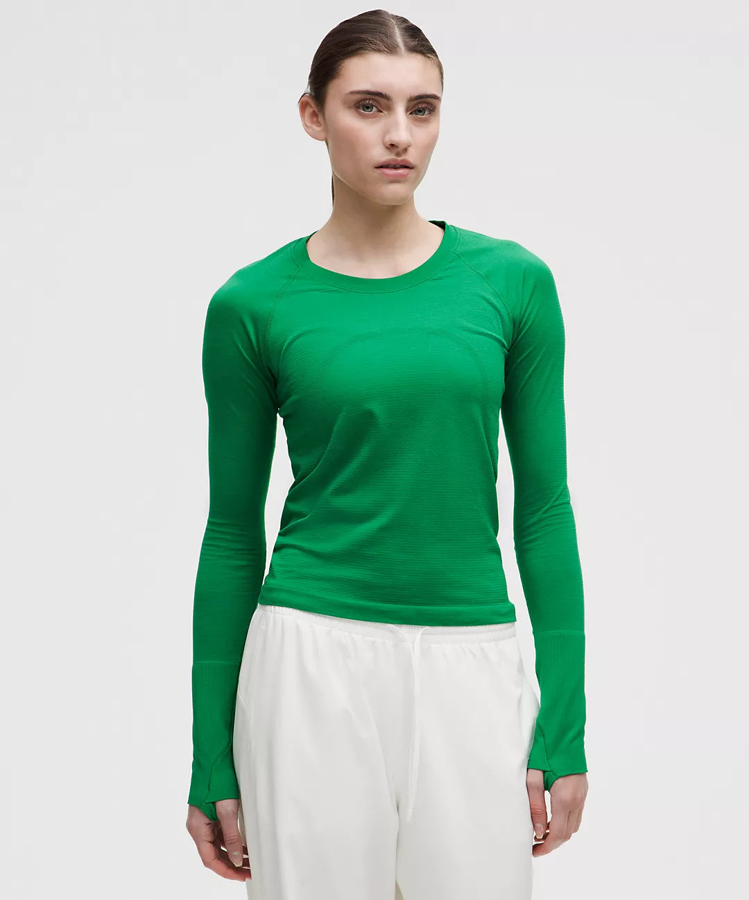 Swiftly Tech Long-Sleeve Shirt 2.0 *Waist Length- Raceway Green