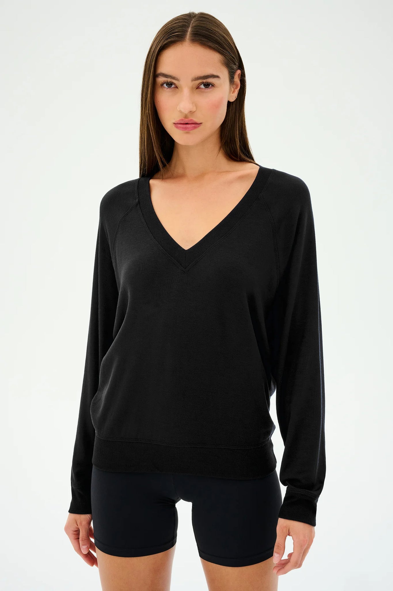 Bennie Fleece V-Neck Sweatshirt- Black