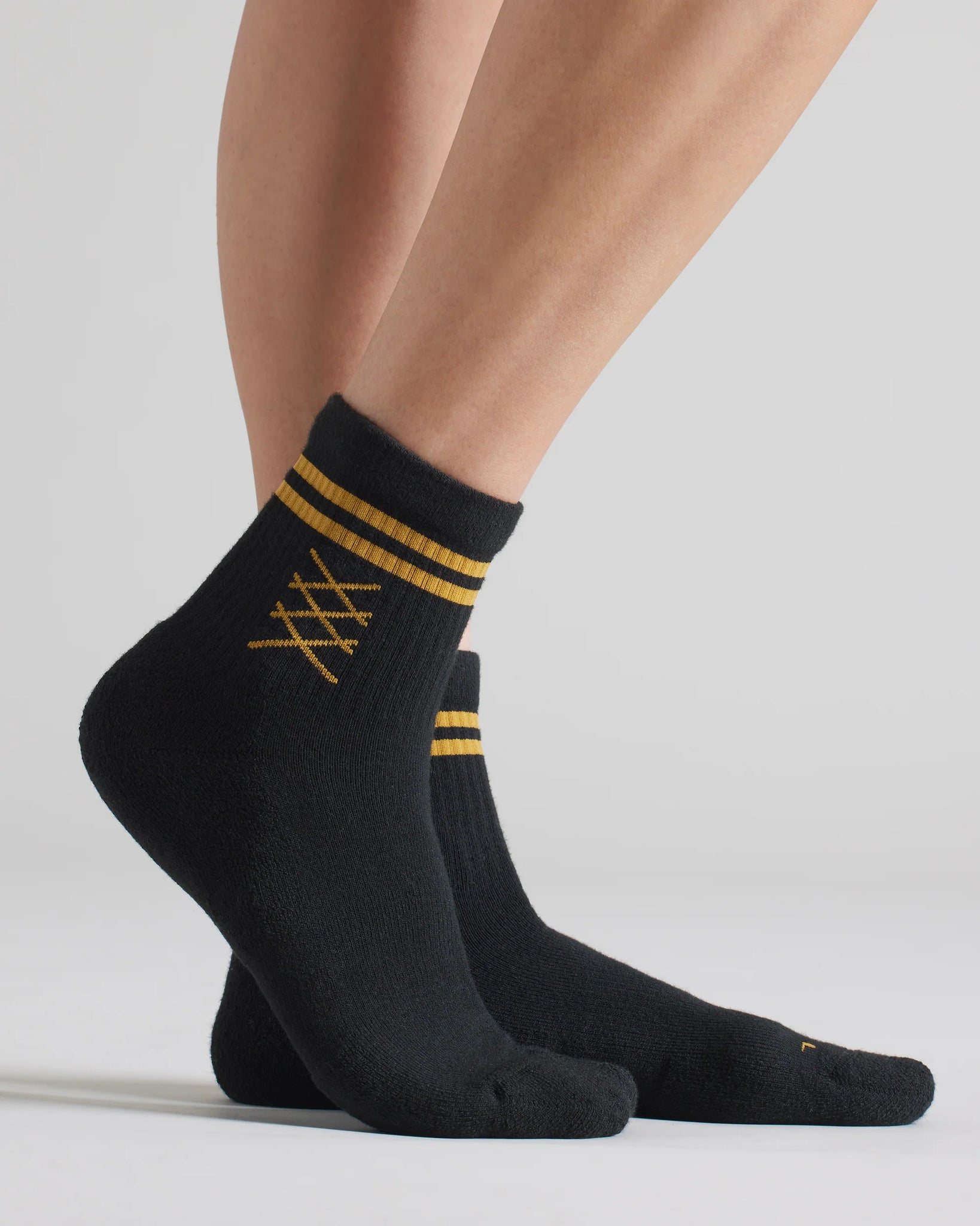 Half Crew Sock- Black