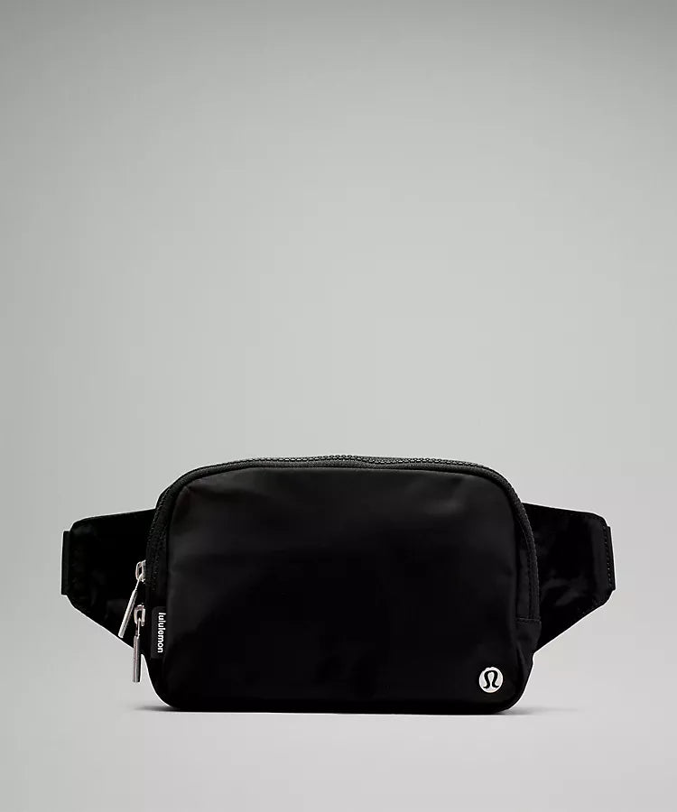 Everywhere Belt Bag- Black