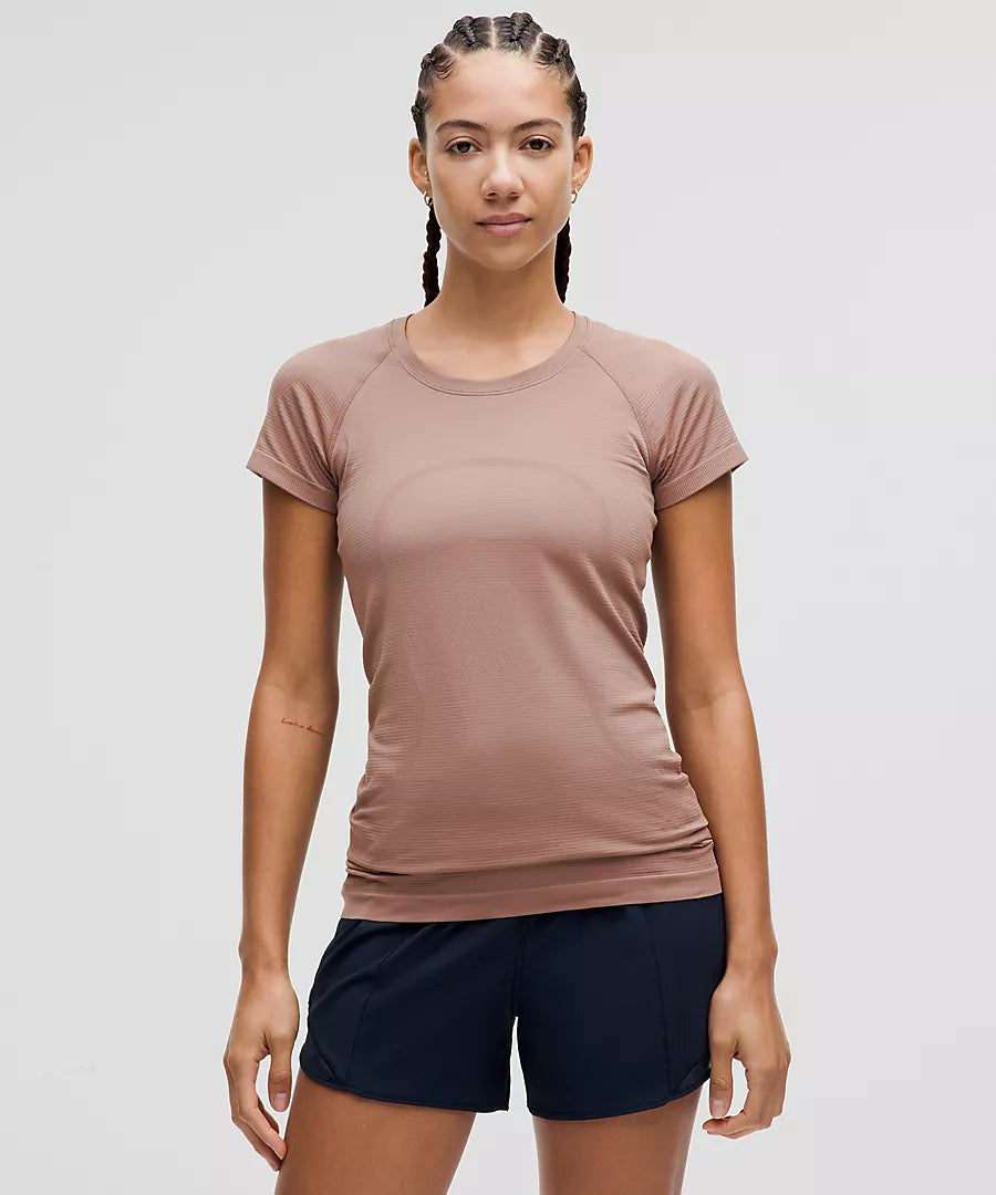 Swiftly Tech Short Sleeve 2.0- Twilight Rose