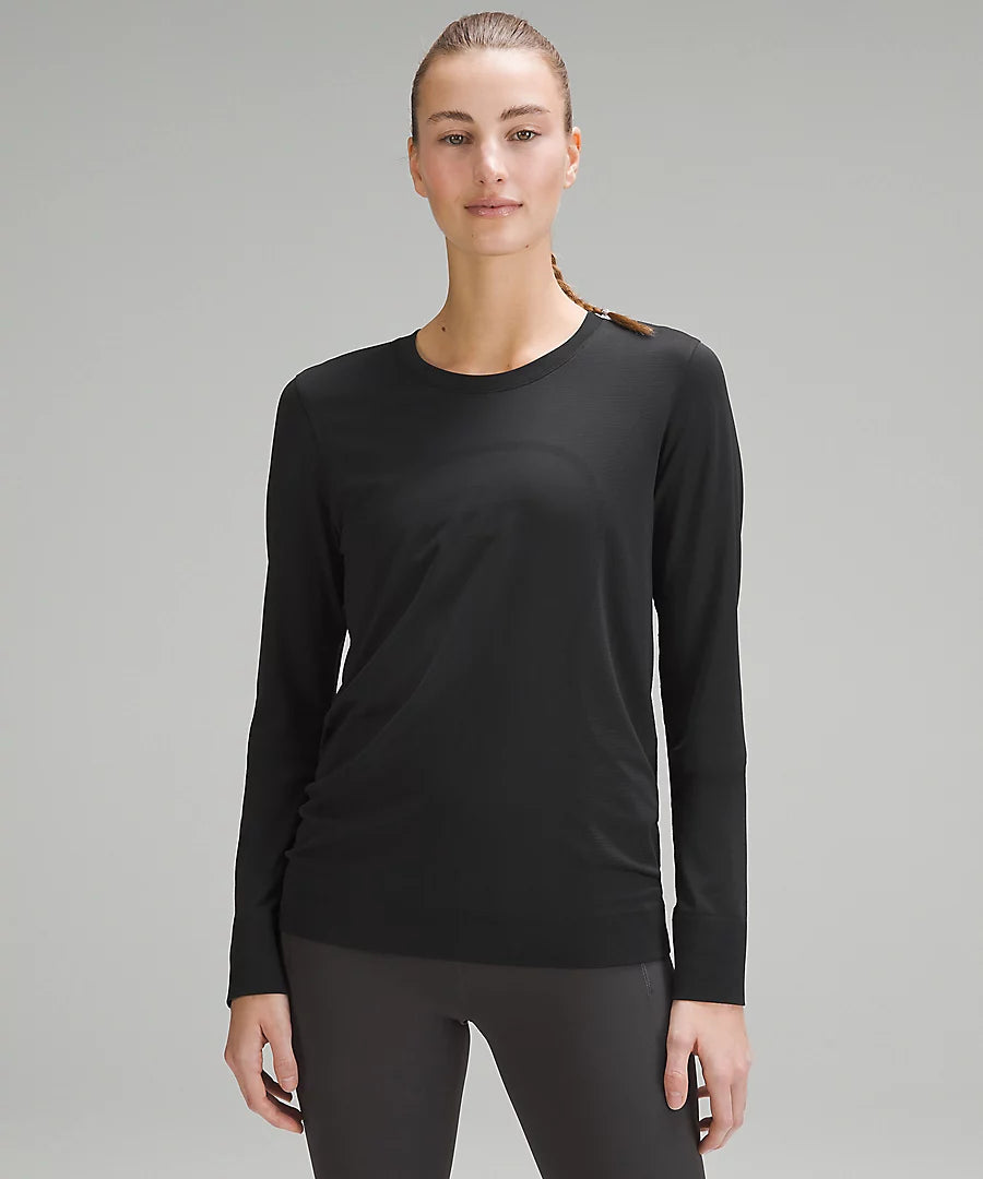 Swiftly Relaxed Long Sleeve- Black