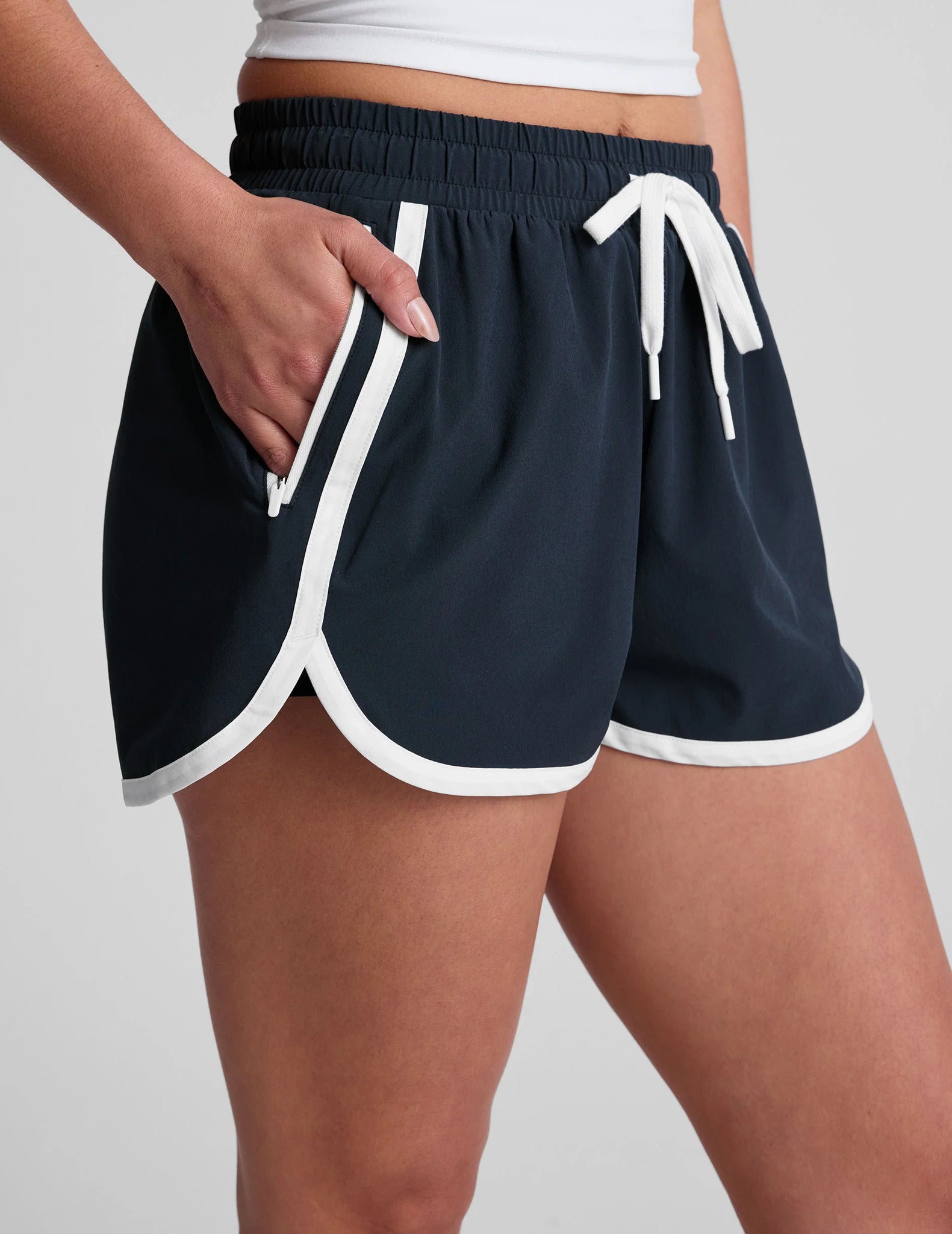 The Course 2.5" Short- Nocturnal Navy/ True White