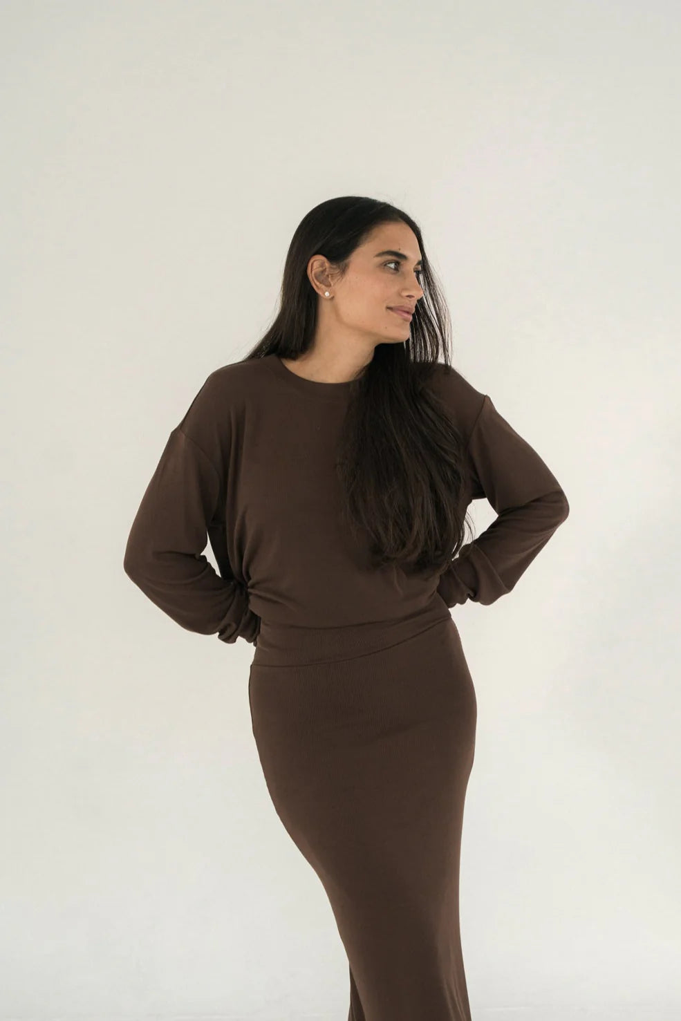 The Ribbed Oversized Crew- Espresso