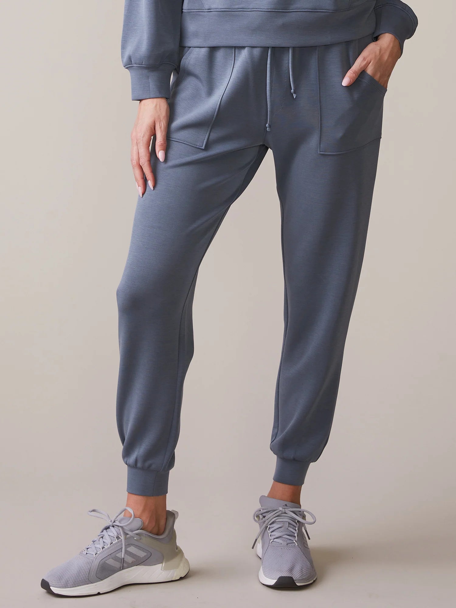 Patch Pocket Jogger- Basalt